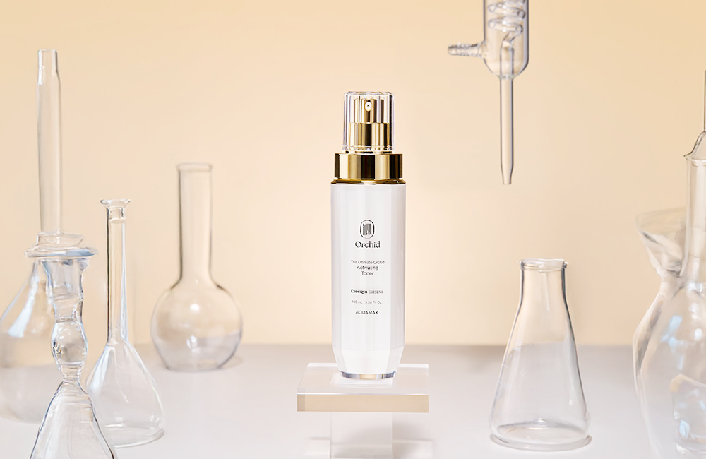 郭靜凍齡「肌泌」全靠蘭花？AQUAMAX進駐101狂掀外泌體保養革命